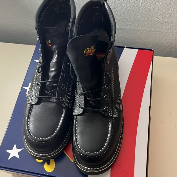 Thorogood Moc Toe Boots - Men’s Size 11.5 EE - Picture 5 of 6